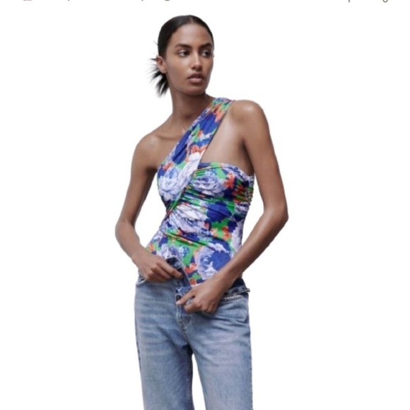 Zara Tops - NWT ZARA Asymmetric Floral One-Shoulder Bodysuit S